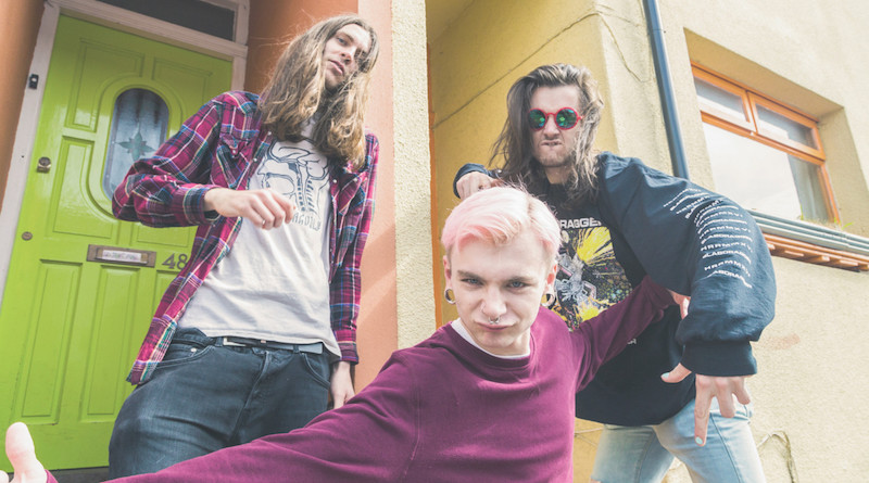 Read more about the article NEW MUSIC: GENDER ROLES